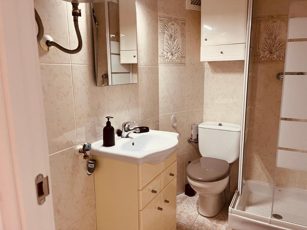 Apartament Al Centre Ideal Parelles A 普拉加德阿罗 外观 照片